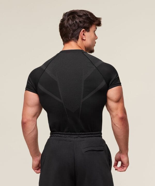 Onyx 5.0 Seamless T-Shirt - Image 4